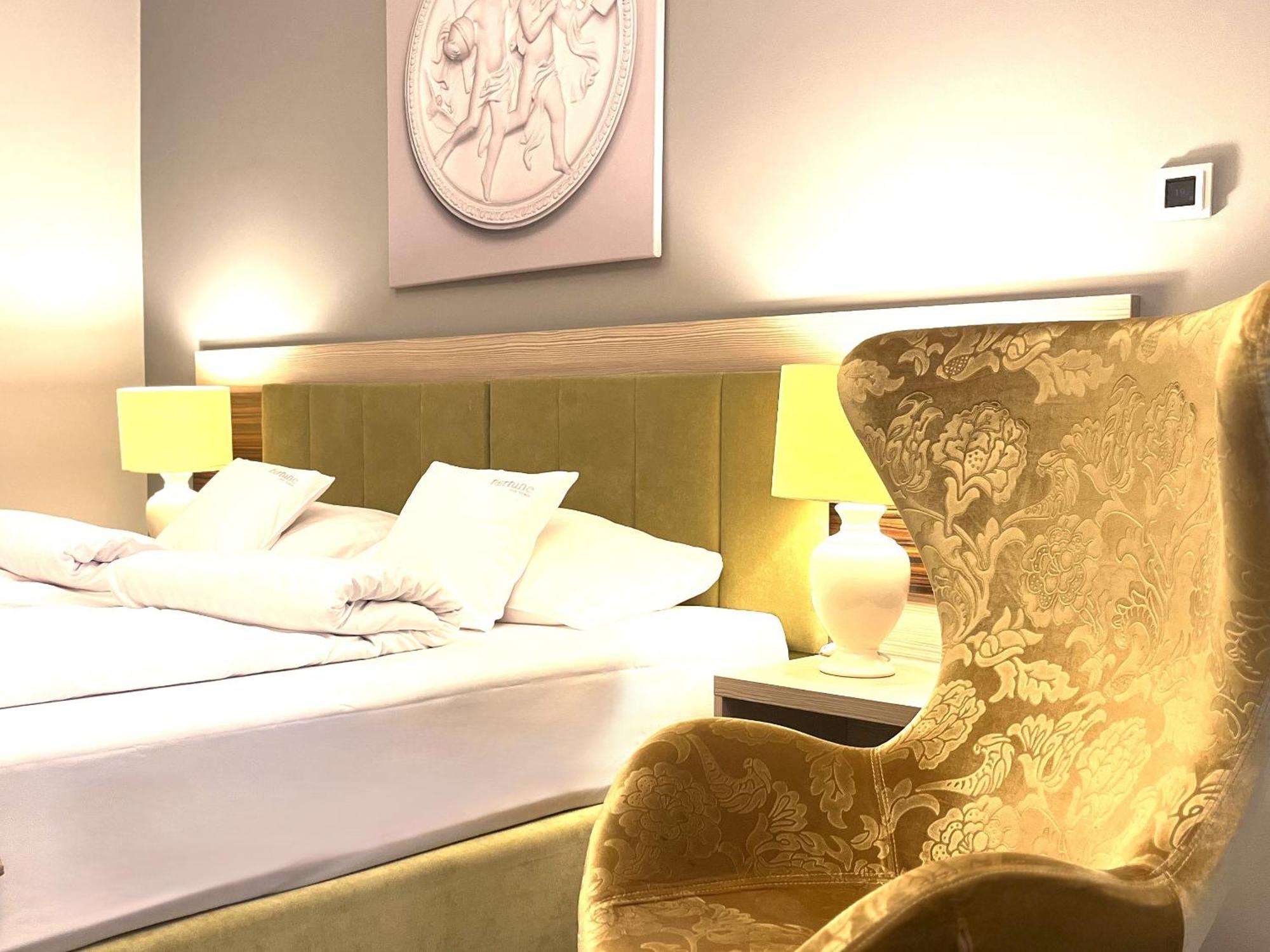 Fortune Old Town Boutique Hotel Poznaň Exteriér fotografie